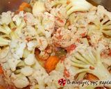 A picture of step 4 of Cauliflower stew.