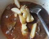 Foto langkah ke 4 dari resep Semur daging sapi simple.