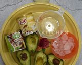 Gambar langkah 1 resipi Avocado Juice.