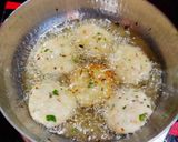 A picture of step 6 of Sabudana Vada.