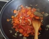 Foto del paso 2 de la receta: Entre costillares con salsa española y sabor de mandarina