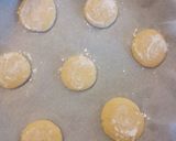 Foto del paso 4 de la receta: Galletitas de limón 🍋