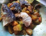 ইলিশ মাথা দিয়ে তরকারি (Ilish matha diye torkari recipe in Bengali) রেসিপির ধাপ 4 ছবি