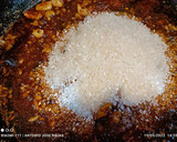 Foto del paso 5 de la receta: Arroz seco con fumet de gamba roja
