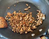 A picture of step 3 of Khua kling 🍚 🌶.