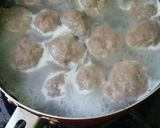 Foto langkah ke 5 dari resep Bakso sapi mental.