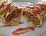 Foto langkah ke 5 dari resep Nasi goreng gulung spesial.