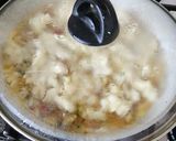 A picture of step 4 of Chicken Cheese Omelate.