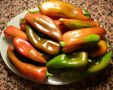 Foto del paso 1 de la receta: Fritura mar y montaña, de anchoas y pimientos