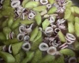 รูปขั้นตอนการทำที่ 5 ของ ปลาหมึกผัดแตงกวา by.รถเมล์เด็กหอ