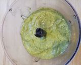 Une image de l'étape 4 de Pesto courgette / basilic / noix.