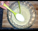 A picture of step 3 of Bengal gram fritters.