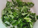 Trứng chiên lá ngải