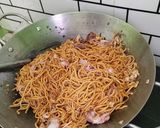 Foto langkah ke 5 dari resep Mie Goreng Simpel.