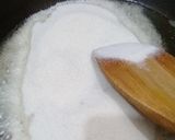 A picture of step 1 of Sooji ka Halwa.