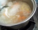 Foto langkah ke 6 dari resep Sop Ayam (goreng) Sederhana.