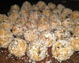 Foto del paso 6 de la receta: Trufas bolitas de tigre, bocaditos dulces veganos