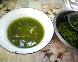Foto del paso 3 de la receta: Ensalada de pepino con zumo de uvas verdes 🥒