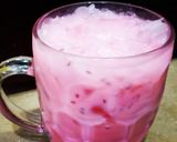 A picture of step 3 of Milk rooh afza.