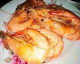 รูปขั้นตอนการทำที่ 2 ของ กุ้งทะเลอบเหล้าจีน