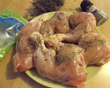 Foto del paso 1 de la receta: Contramuslos de pularda guisados con pimientos
