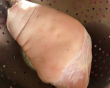 Foto del paso 1 de la receta: Codillo guisado con puré de patatas
