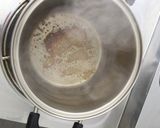 A picture of step 1 of Potato stew chicken.