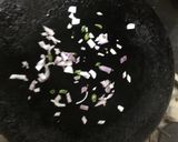 A picture of step 3 of Onion Rava Dosa.