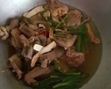 A picture of step 4 of Five Herbal Pigeon Soup.