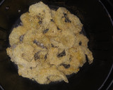 Foto del paso 3 de la receta: Camarones empanizados en freidora de aire