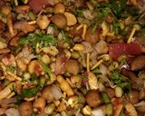 ચાટ પૂરી (Chaat Poori Recipe In Gujarati) રેસીપી સ્ટેપ4ફોટો