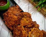 लौकी प्याज़ पकौड़ा (Lauki Pyaz pakoda recipe in hindi) रेसिपी चरण 4 फोटो