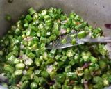 A picture of step 2 of Bindi ki sabji.