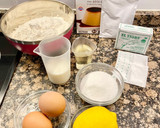 Foto del paso 1 de la receta: Rosquillas con preparado de flan “sin gluten”