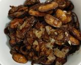 A picture of step 11 of Stir fry triple mushrooms.