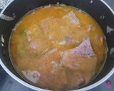 Foto del paso 3 de la receta: Fricandó de ternera con variado de setas. Plato de la cocina Catalana