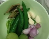 Foto langkah ke 1 dari resep Sambal Cabe Ijo Cumi Asin.