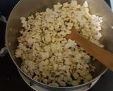 Foto langkah ke 3 dari resep Popcorn caramel ala XXI.
