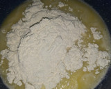 Foto del paso 3 de la receta: Croquembouche (masa choux y crema pastelera)