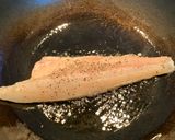 A picture of step 2 of Pan fried sea-bass with spicy nam pla prik dipping sauce.