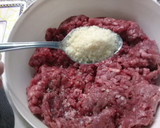 Foto del paso 2 de la receta: Pan de carne relleno de cheddar