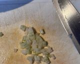 Foto del paso 2 de la receta: Tostadas de Atún a la Mexicana