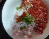 A picture of step 3 of Mix vegetable paratha.