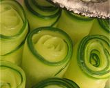 Csavart tejfölös uborkasaláta recept fázis 3 fotója