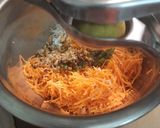 A picture of step 2 of Carrot kosambari / Carrot Salad.
