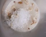 A picture of step 1 of Dry fruit lassi.