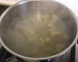 Une image de l'étape 9 de Tagliatelles aux sardines, poivron rouge et persil.