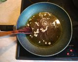 Φωτογραφία βήματος 3 της συνταγής Spaghetti με αρακά, χωριάτικο λουκάνικο και κρέμα γάλακτος