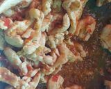 รูปขั้นตอนการทำที่ 4 ของ เส้นใหญ่ผัดขี้เมาไก่