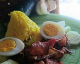 Foto langkah ke 3 dari resep Nasi Kuning Satset & Orek Teri Kentang ala Mbak Sari's Kitchen.